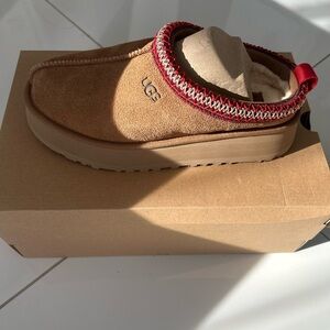 UGG Tan Suede Tazz with Red Accent